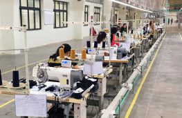 Giám sát sản xuất ngành dệt may da giày