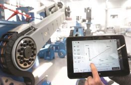 Application for automatic monitoring of machine system indicators in mechanical manufacturing factories